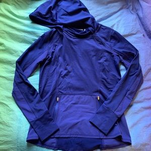 Athleta running shirt